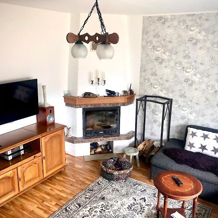 Wind Rose Apartment Курессааре Экстерьер фото
