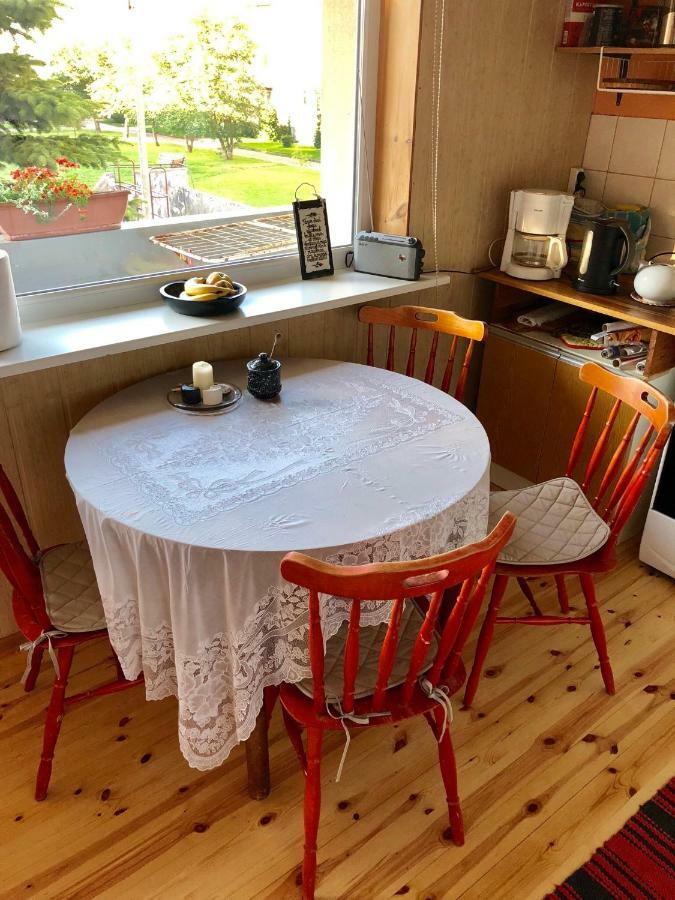 Wind Rose Apartment Курессааре Экстерьер фото