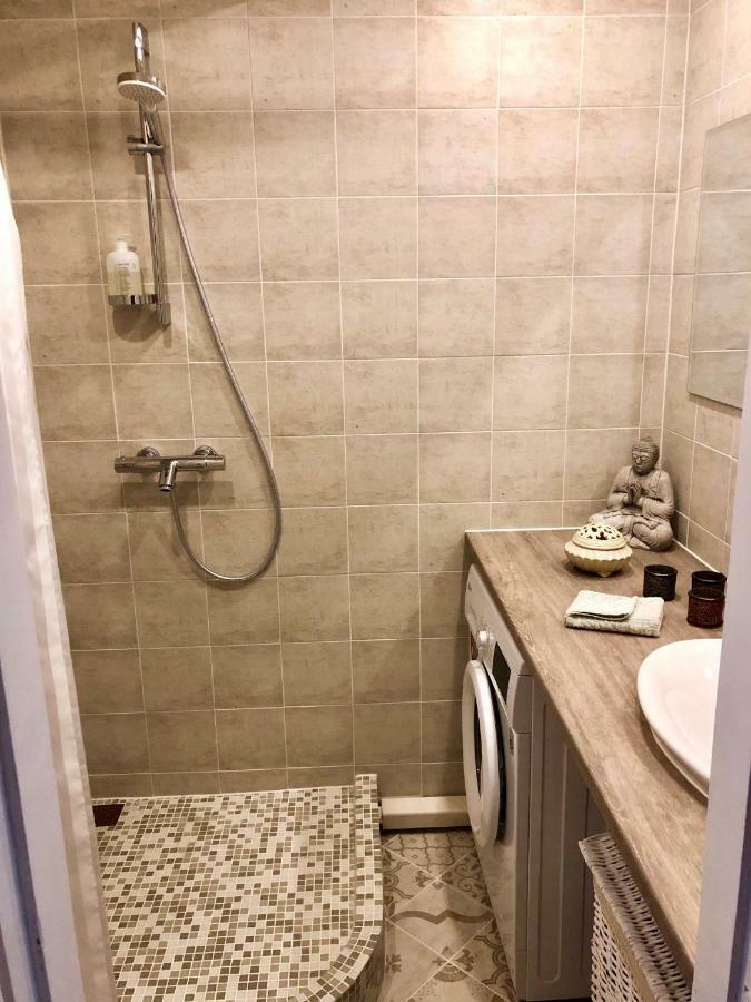 Wind Rose Apartment Курессааре Экстерьер фото